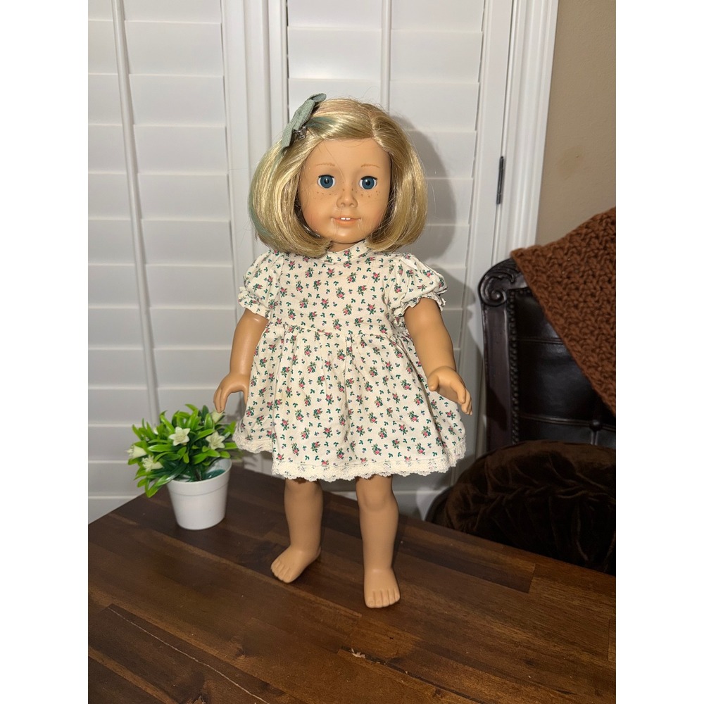 American Girl Kit Kittredge Doll 18 Inch Blonde Hair Blue Eyes Floral Dress 2008